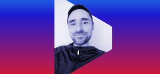 <p>An image of Savvas’ face against a blue-to-red gradient background</p>
