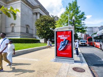 <p>Clear Channel Outdoor Bus Shelter in Maryland, USA</p>